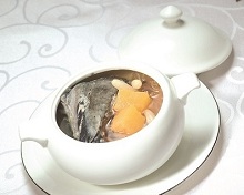 Double-boiled Black Chicken Consomme with Ophiopogon Root, White Tremella Mushroom & Rock Melon